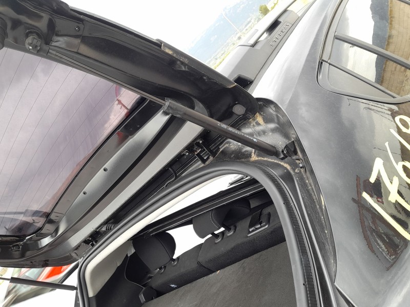 Recambio de amortiguadores maletero / porton para dacia sandero iii 1.0 tce 90 referencia OEM IAM 904529961R  