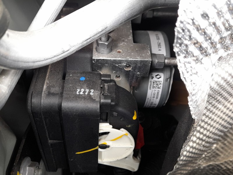 Recambio de abs para dacia sandero iii 1.0 tce 90 referencia OEM IAM 476604222R  