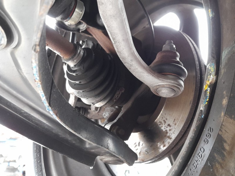 Recambio de mangueta delantera derecha para dacia sandero iii 1.0 tce 90 referencia OEM IAM 400146417R  