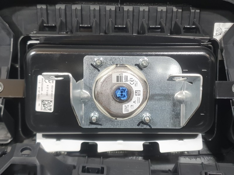 Recambio de kit airbag para renault clio iv (bh_) 0.9 tce 75 (bhnp) referencia OEM IAM 985706588R C/SALPICADERO SIN PRETENSORES 