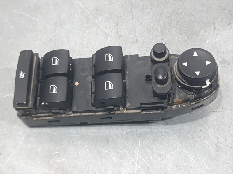 Recambio de mando elevalunas delantero izquierdo para bmw x5 (e70) xdrive 40 d referencia OEM IAM 9218044 C/MANDO RETROVISOR 