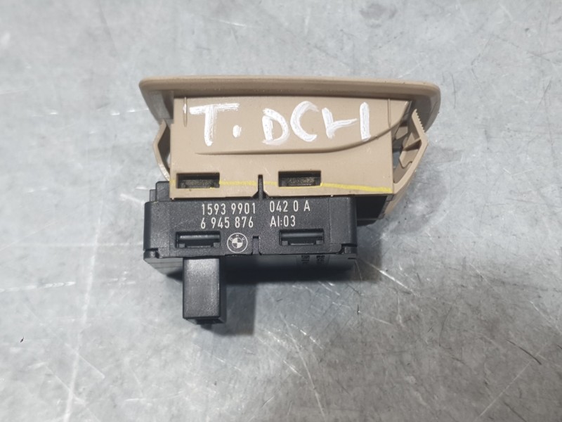 Recambio de mando elevalunas trasero derecho para bmw x5 (e70) xdrive 40 d referencia OEM IAM 6945876  