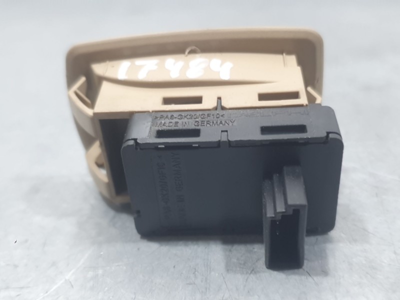 Recambio de mando elevalunas trasero derecho para bmw x5 (e70) xdrive 40 d referencia OEM IAM 6945876  