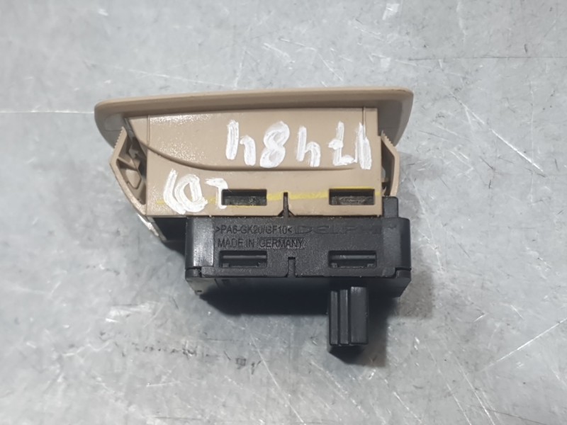 Recambio de mando elevalunas trasero izquierdo para bmw x5 (e70) xdrive 40 d referencia OEM IAM 6945876  