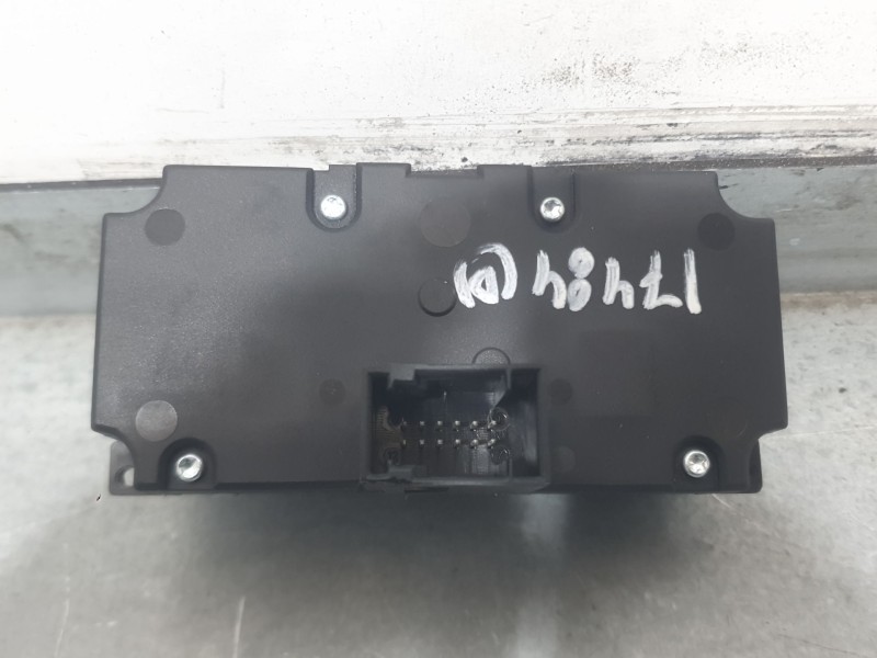 Recambio de mando luces para bmw x5 (e70) xdrive 40 d referencia OEM IAM 9134727 33610401 MOPAR