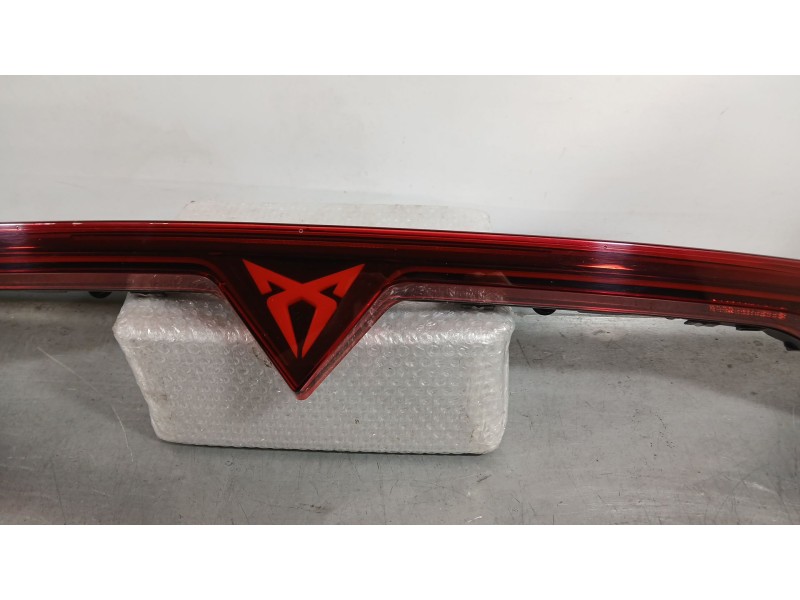 Recambio de piloto trasero central para cupra formentor (kmp) 1.5 tsi e-hybrid referencia OEM IAM 5FF945307D  