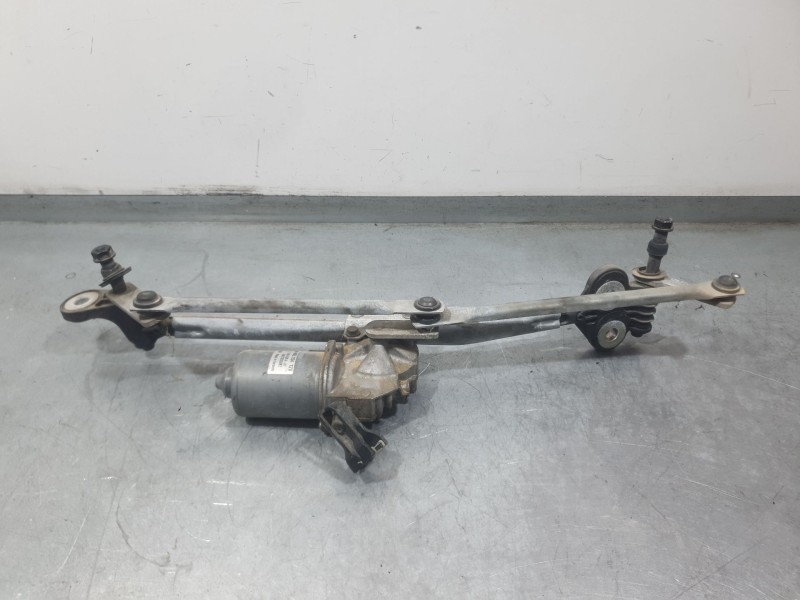 Recambio de motor limpia delantero para bmw x5 (e70) xdrive 40 d referencia OEM IAM 72005350 405154 VALEO