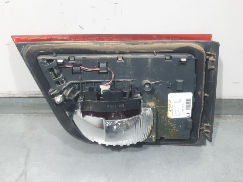 Recambio de piloto trasero izquierdo interior para bmw x5 (e70) xdrive 40 d referencia OEM IAM 7227793  