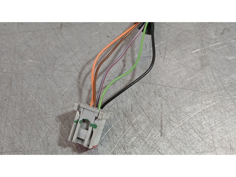 Recambio de retrovisor izquierdo para ford tourneo courier b460 monospace 1.0 ecoboost referencia OEM IAM 2041138 ELECTRICO. ROZ