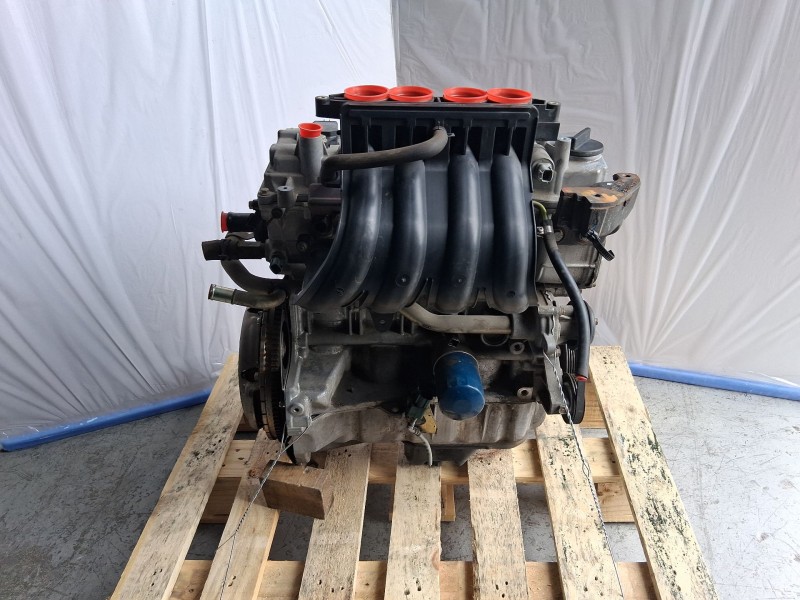 Recambio de motor completo para nissan micra iii (k12) 1.2 16v referencia OEM IAM CR12  132686R