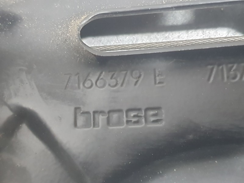 Recambio de elevalunas delantero izquierdo para bmw x5 (e70) xdrive 40 d referencia OEM IAM 7166379E BROSE 