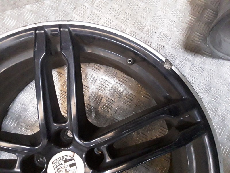 Recambio de llanta aluminio para porsche macan (95b) 3.0 s diesel referencia OEM IAM 8X19 5 TORN ET21 ROZADA ALUMINIO