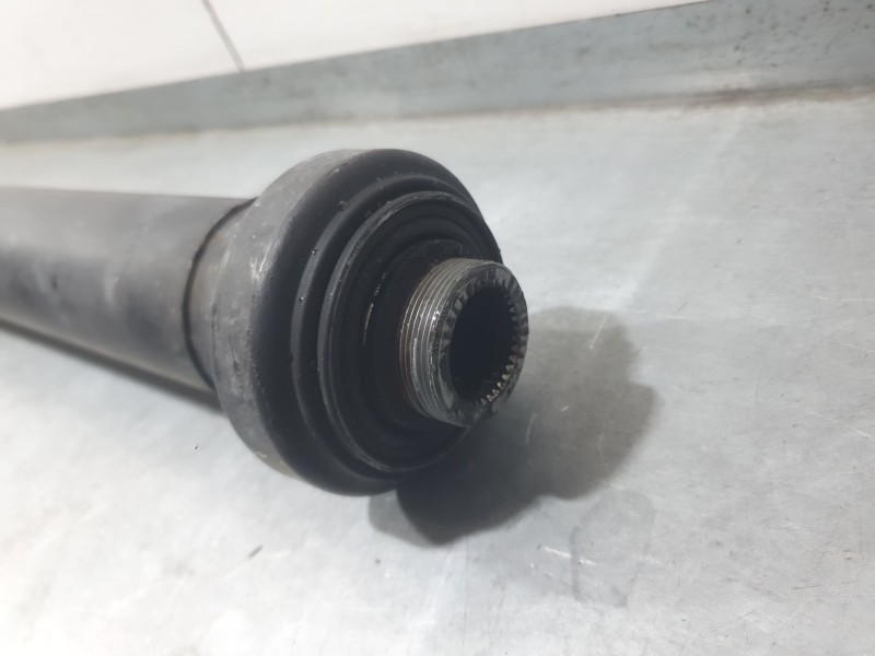 Recambio de transmision central para bmw x5 (e70) xdrive 40 d referencia OEM IAM 7589129 TRASERA 