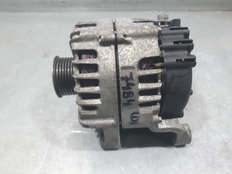 Recambio de alternador para bmw x5 (e70) xdrive 40 d referencia OEM IAM 7803724 8543403B VALEO