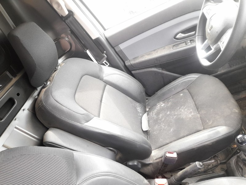 Recambio de asiento delantero izquierdo para renault express furgoneta/monovolumen 1.5 blue dci 75 (f6aa) referencia OEM IAM   