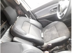 ASIENTO DELANTERO IZQUIERDO 
