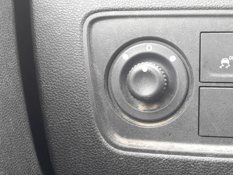 Recambio de mando retrovisor para renault express furgoneta/monovolumen 1.5 blue dci 75 (f6aa) referencia OEM IAM 681950789R  