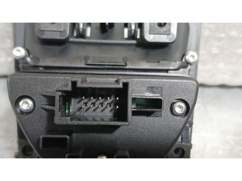 Recambio de palanca freno de mano para porsche macan (95b) 3.0 s diesel referencia OEM IAM 95B927225A  