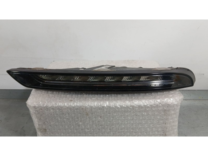 Recambio de piloto delantero izquierdo para porsche macan (95b) 3.0 s diesel referencia OEM IAM 95B941181A LUZ DIA HELLA 2BE0114