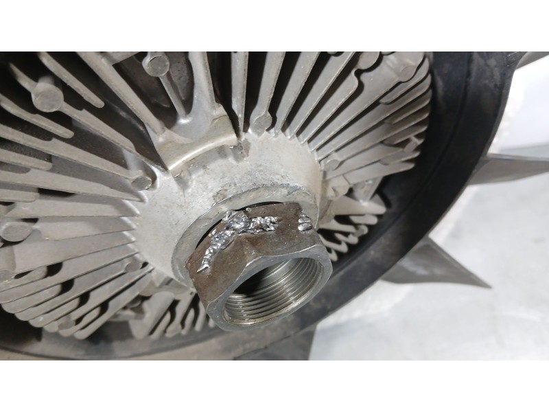 Recambio de ventilador viscoso motor para land rover defender station wagon (l316, l315) 2.5 td5 4x4 (l316) referencia OEM IAM P