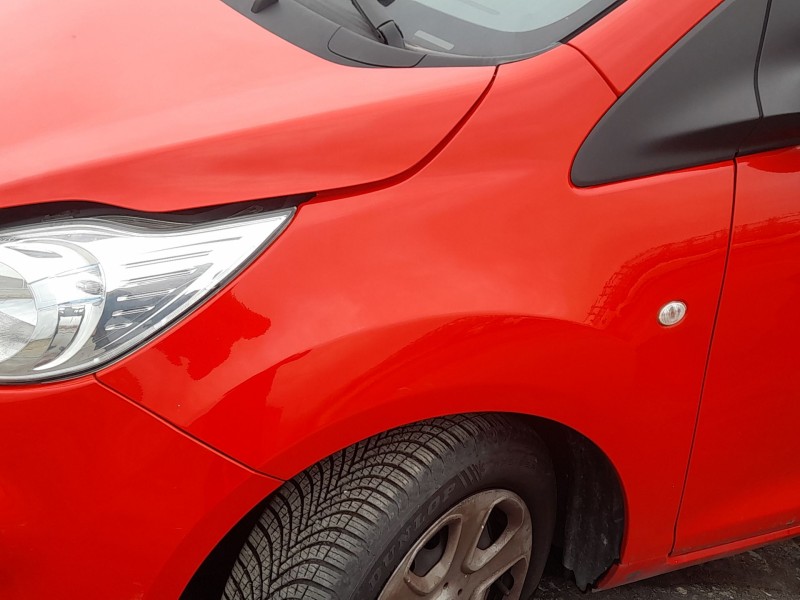 Recambio de aleta delantera izquierda para ford ka (ru8) 1.2 referencia OEM IAM 1673512  