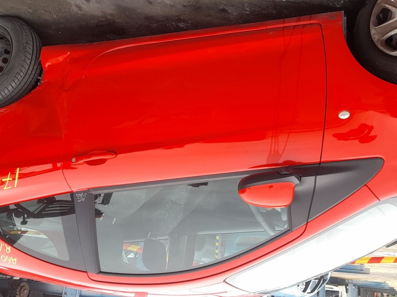 Recambio de puerta delantera izquierda para ford ka (ru8) 1.2 referencia OEM IAM 1542365  