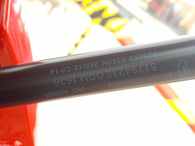 Recambio de amortiguadores maletero / porton para ford ka (ru8) 1.2 referencia OEM IAM 9S51B406A10AA  
