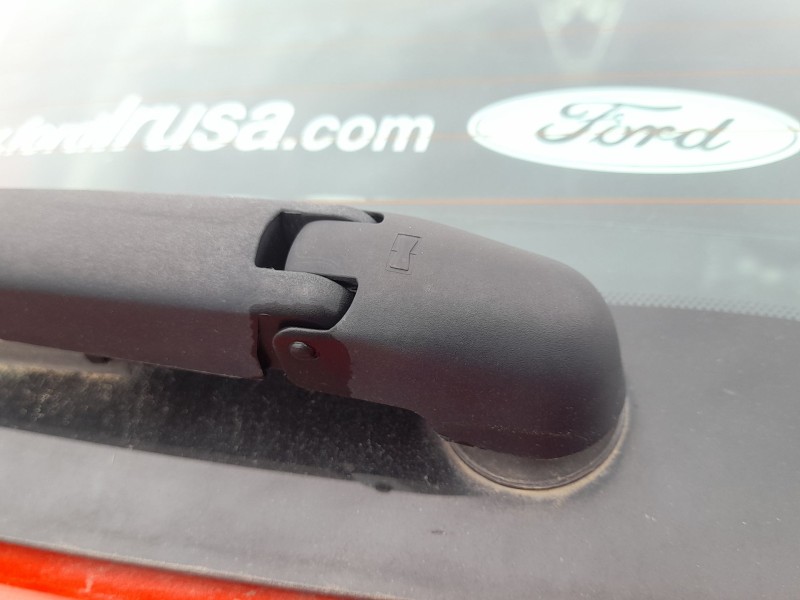 Recambio de motor limpia trasero para ford ka (ru8) 1.2 referencia OEM IAM 1671595  