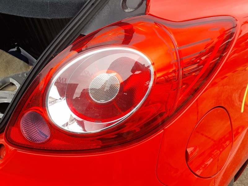 Recambio de piloto trasero derecho para ford ka (ru8) 1.2 referencia OEM IAM 1579394  