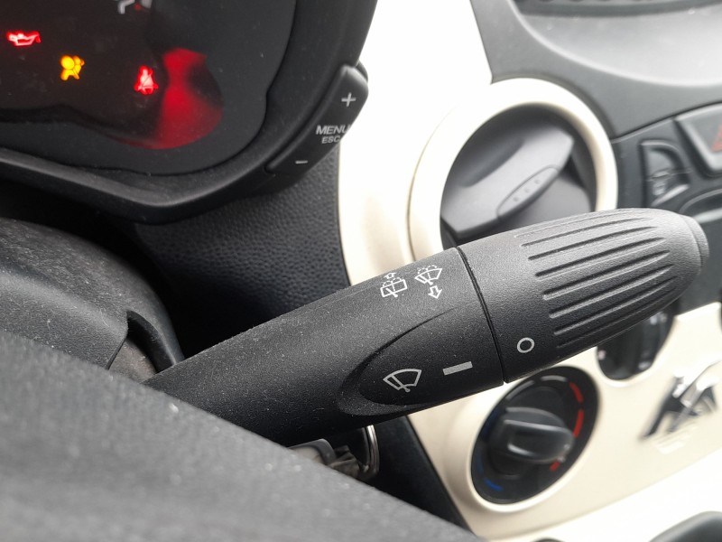 Recambio de mando luces y limpia para ford ka (ru8) 1.2 referencia OEM IAM CS5113335AA38  