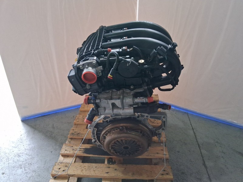 Recambio de motor completo para citroën c4 cactus 1.2 vti 82 referencia OEM IAM HM01  0364295