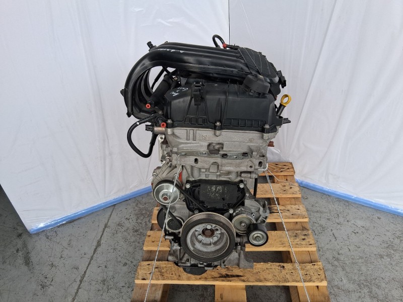 Recambio de motor completo para citroën c4 cactus 1.2 vti 82 referencia OEM IAM HM01  0364295