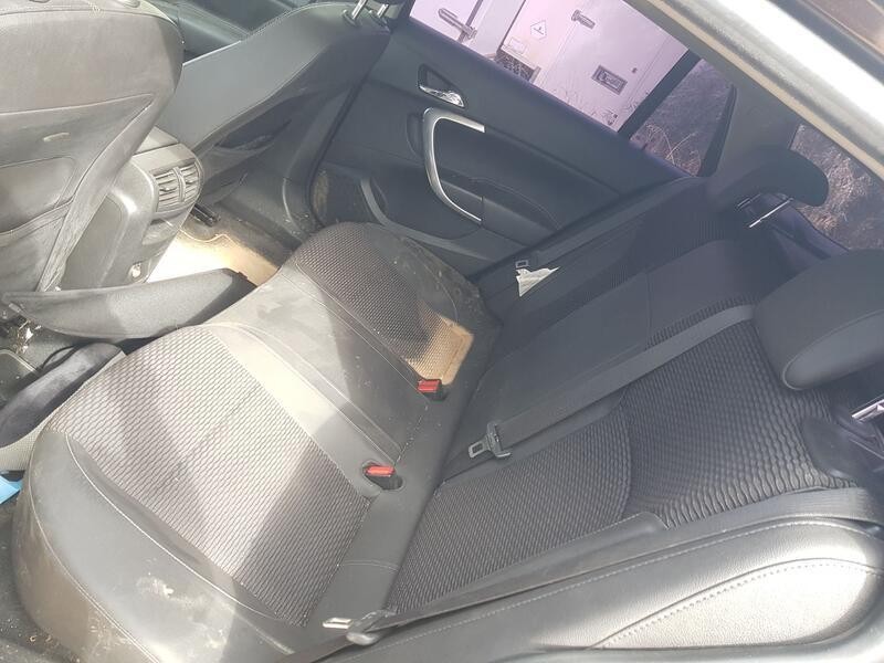 Recambio de asientos traseros para opel insignia a sports tourer (g09) 1.6 cdti (35) referencia OEM IAM  MANCHADO 