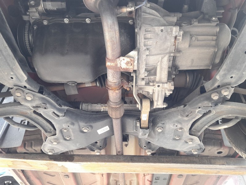 Recambio de puente delantero para ford ka (ru8) 1.2 referencia OEM IAM 2106084  
