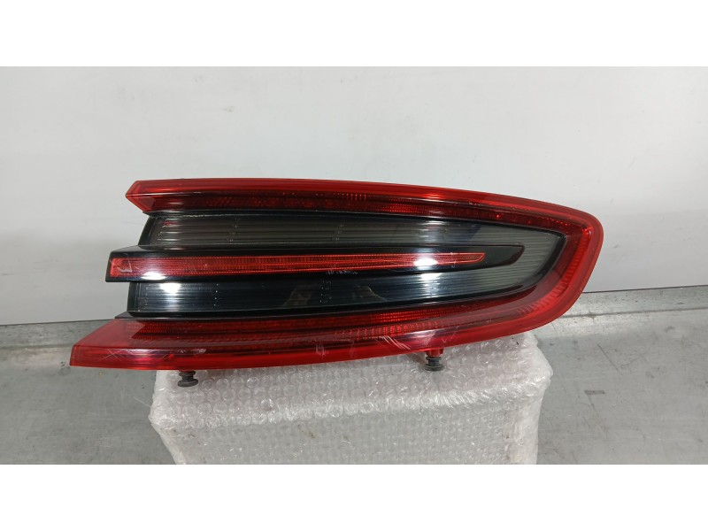 Recambio de piloto trasero derecho exterior para porsche macan (95b) 3.0 s diesel referencia OEM IAM 95B945096D ROZADO HELLA T95