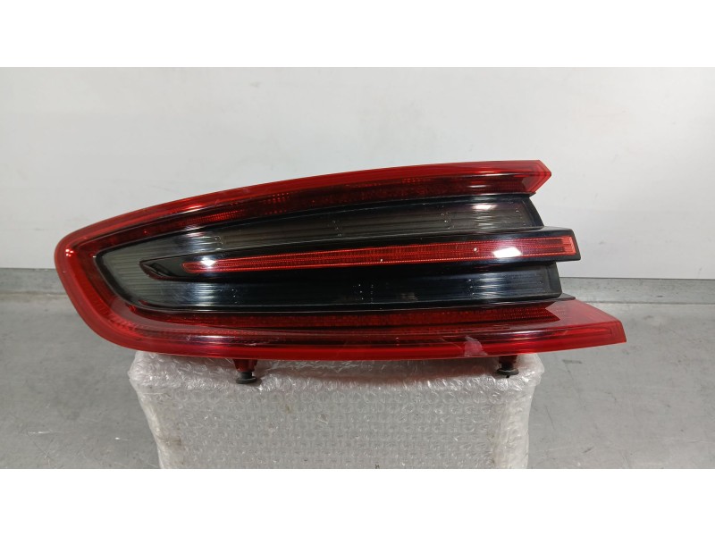 Recambio de piloto trasero izquierdo exterior para porsche macan (95b) 3.0 s diesel referencia OEM IAM 95B945095M ROZADO HELLA T