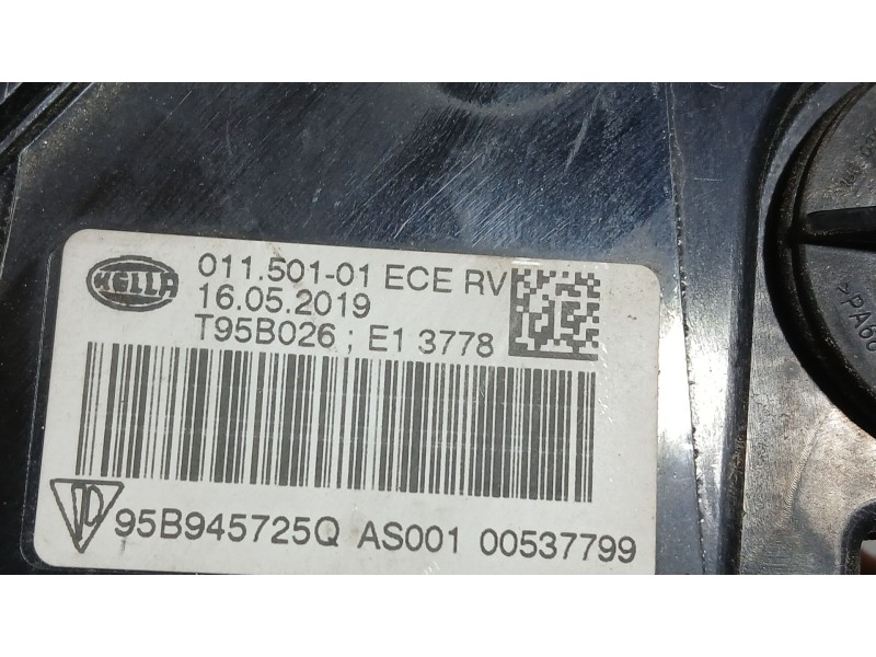 Recambio de piloto trasero izquierdo paragolpes para porsche macan (95b) 3.0 s diesel referencia OEM IAM 95B945725Q HELLA T95B02