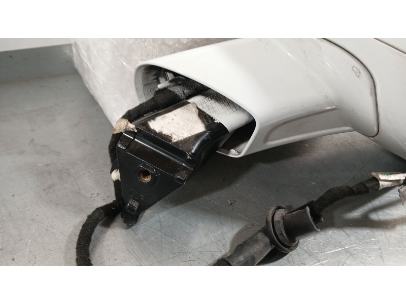 Recambio de retrovisor derecho para porsche macan (95b) 3.0 s diesel referencia OEM IAM 95B857508F ELECTRICO 15 Y 2 CABLES ROZAD