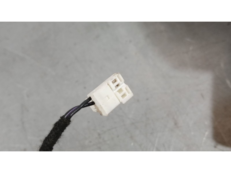 Recambio de retrovisor derecho para porsche macan (95b) 3.0 s diesel referencia OEM IAM 95B857508F ELECTRICO 15 Y 2 CABLES ROZAD