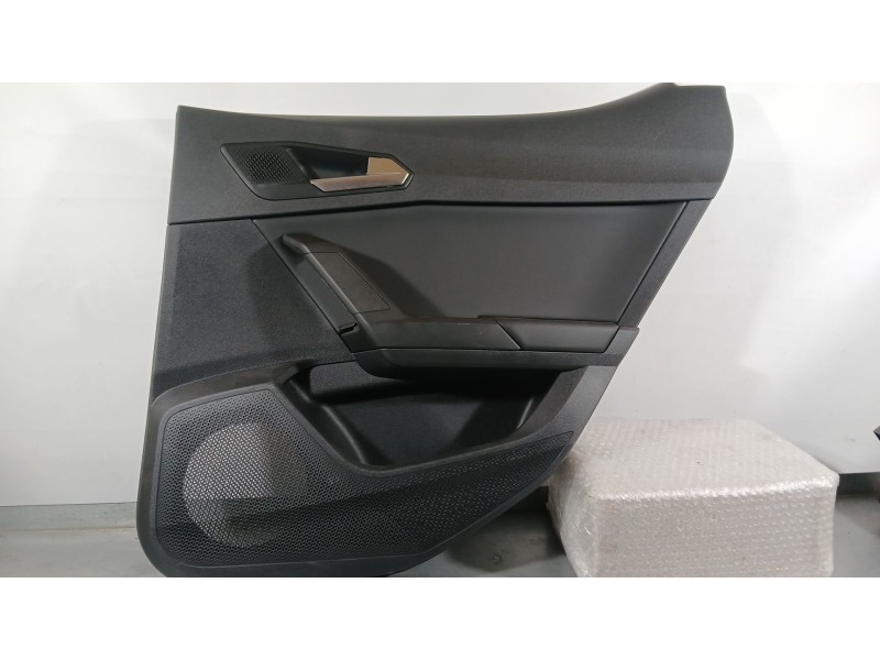 Recambio de guarnecido puerta trasera derecha para seat leon (kl1, klg) 2.0 tdi referencia OEM IAM 5FA867212J ROZADO 531203681