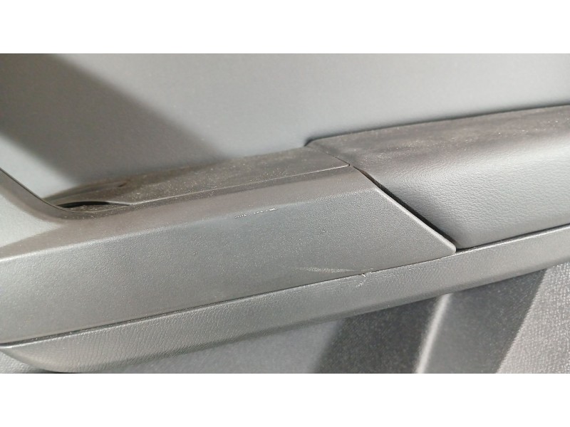 Recambio de guarnecido puerta trasera derecha para seat leon (kl1, klg) 2.0 tdi referencia OEM IAM 5FA867212J ROZADO 531203681