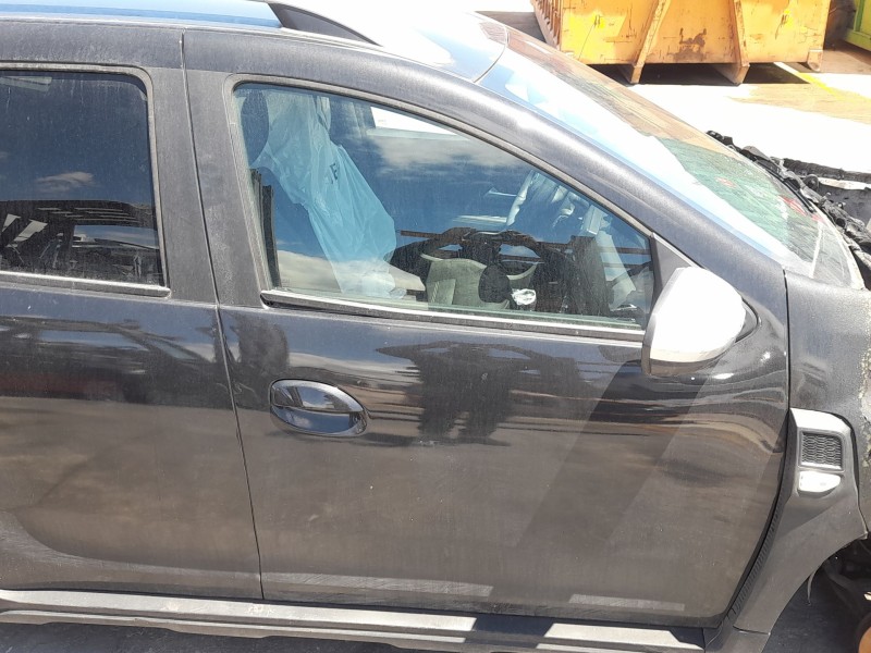Recambio de puerta delantera derecha para dacia duster (hm_) 1.6 sce 115 (hmm1) referencia OEM IAM 801002450R  