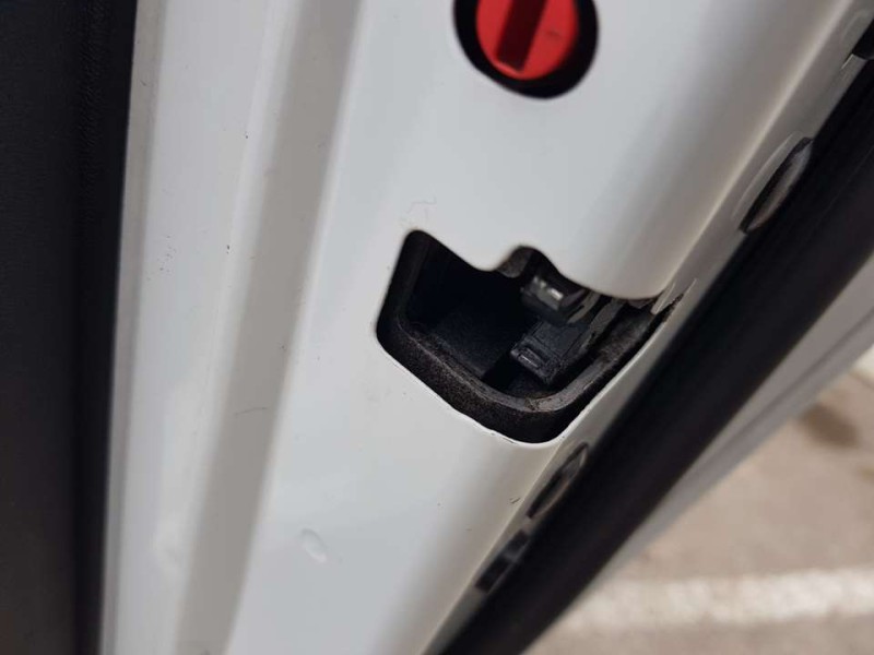 Recambio de cerradura puerta trasera derecha para citroën c-elysée exclusive referencia OEM IAM 9819026380  