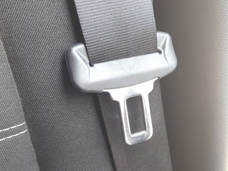 Recambio de cinturon seguridad trasero izquierdo para dacia duster (hm_) 1.6 sce 115 (hmm1) referencia OEM IAM 888405896R  