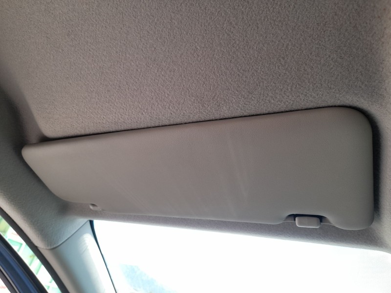 Recambio de parasol izquierdo para dacia duster (hm_) 1.6 sce 115 (hmm1) referencia OEM IAM 964010723R  