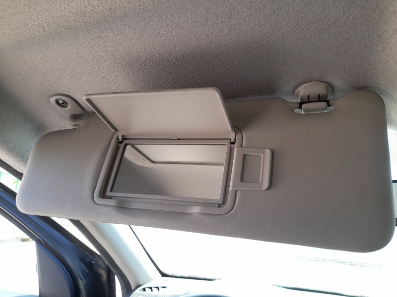 Recambio de parasol izquierdo para dacia duster (hm_) 1.6 sce 115 (hmm1) referencia OEM IAM 964010723R  