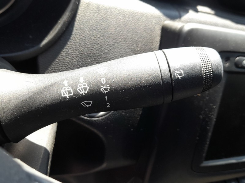 Recambio de mando luces y limpia para dacia duster (hm_) 1.6 sce 115 (hmm1) referencia OEM IAM 255672798R  