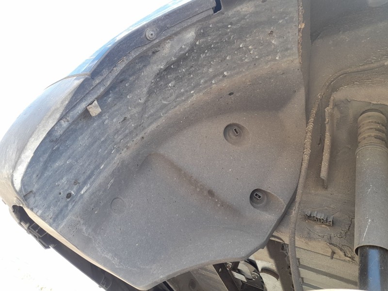 Recambio de plastico pase rueda tras. dch. para dacia duster (hm_) 1.6 sce 115 (hmm1) referencia OEM IAM 767480689R  
