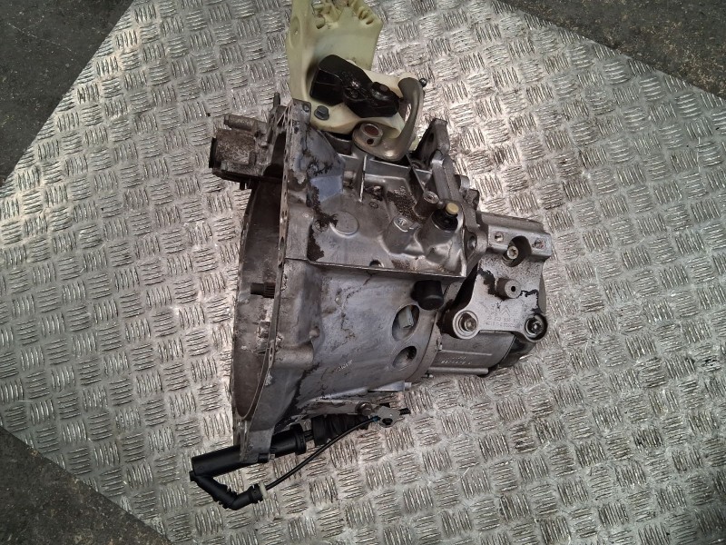Recambio de caja cambios para citroën c-elysee (dd_) 1.6 bluehdi 100 referencia OEM IAM 20ET30  8479478B
