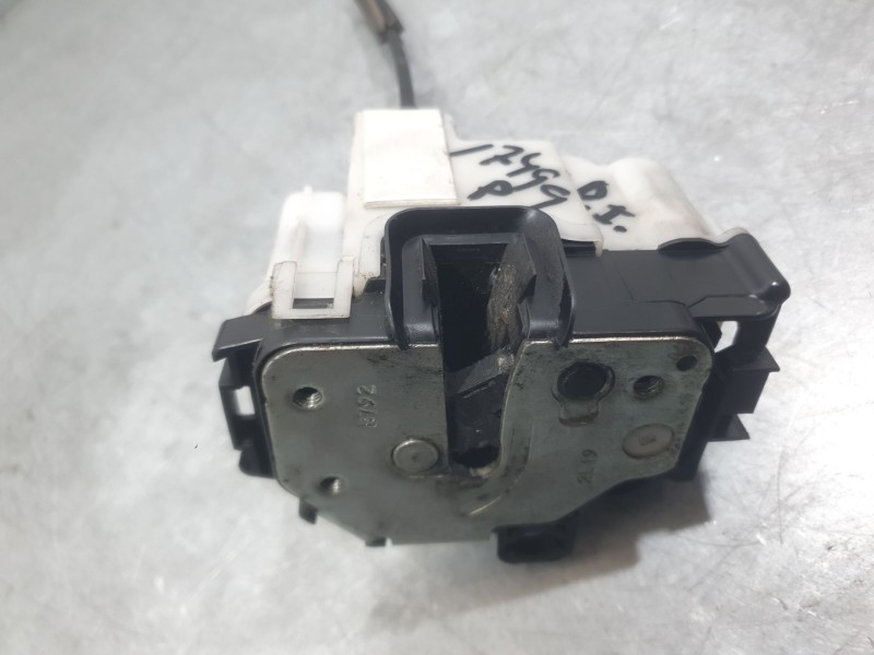 Recambio de cerradura puerta delantera izquierda para fiat 500 (312_) 1.2 lpg (312axa1a) referencia OEM IAM 52041739  